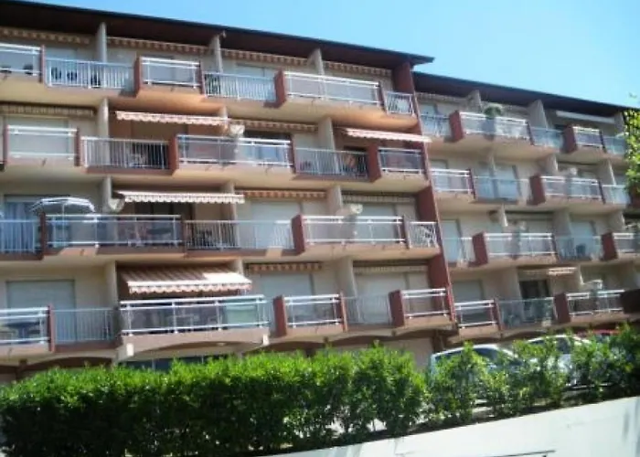 Résidence Le Saint Charles B - Idéalement Situé, à 50m De La Cure Thermale ! Mae-7874 Appartement *